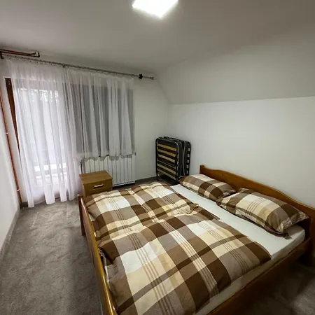 Gabi Vlasic 度假居 *